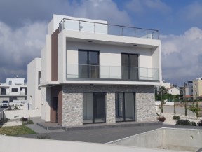 Paphos – Villas by the sea in the St George area